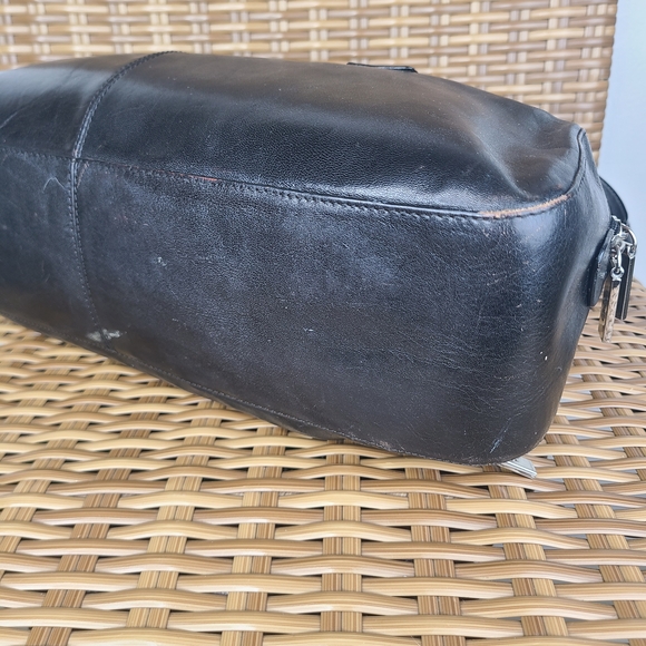 Hobo International Smooth Black Leather Satchel Bag Classic Design Organizer - Picture 9 of 16